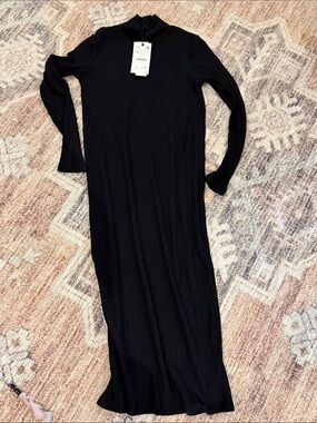 Zara Black Ribbed Long Sleeve Maxi Dress